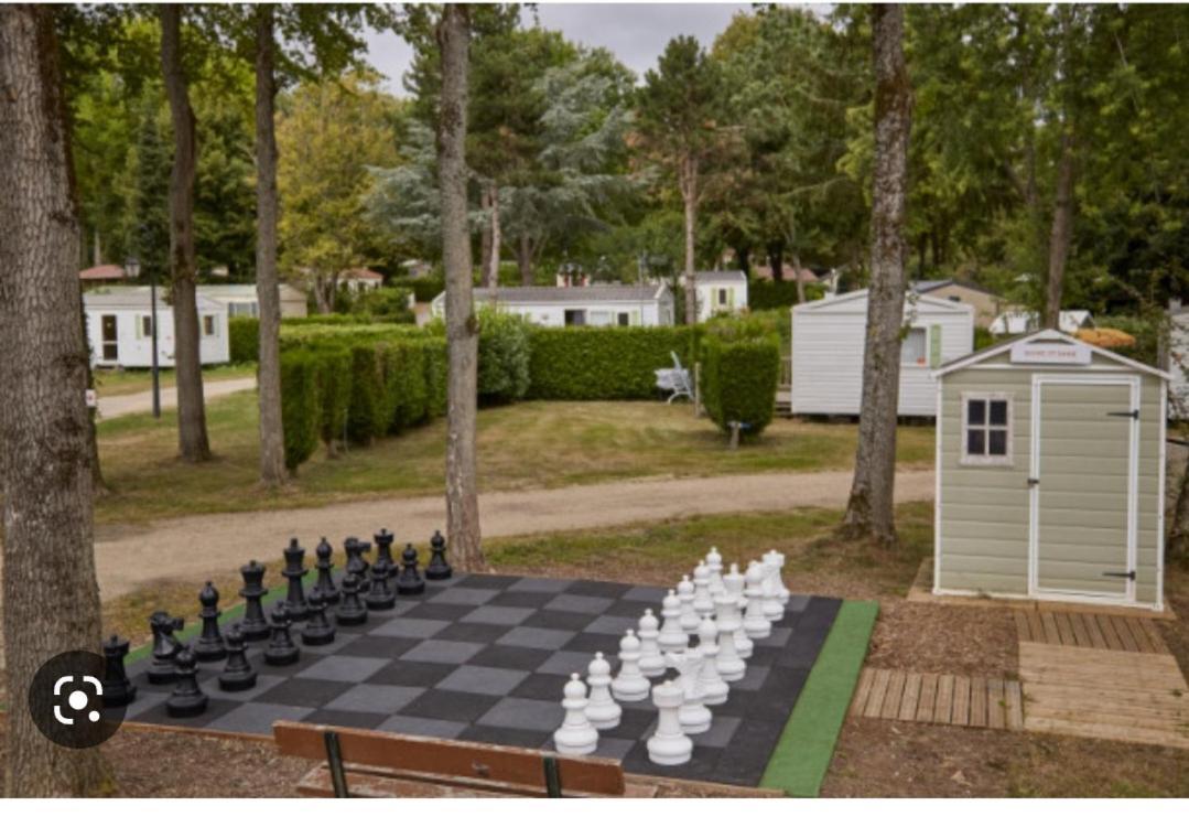 Location Mobil-Home Le Parc Des Roches Saint-Chéron Eksteriør bilde