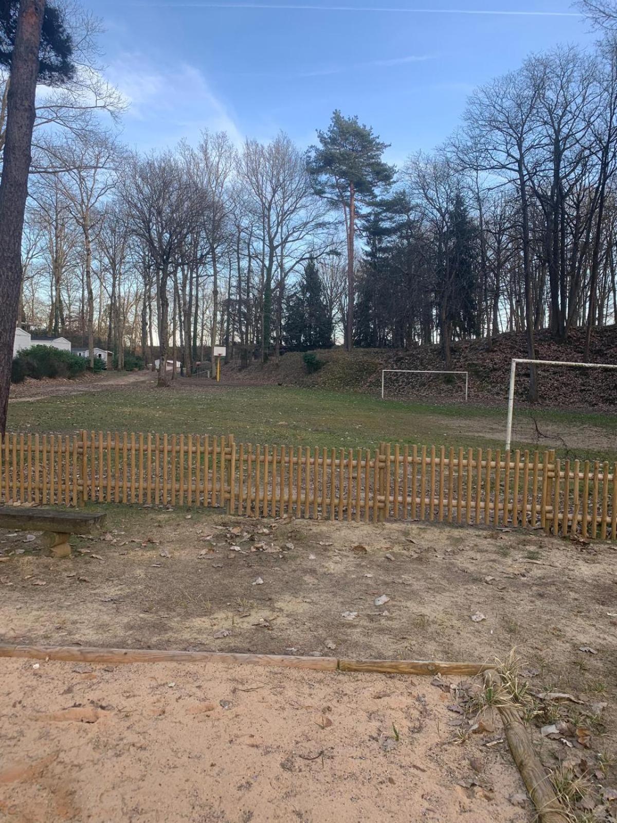Location Mobil-Home Le Parc Des Roches Saint-Chéron Rom bilde